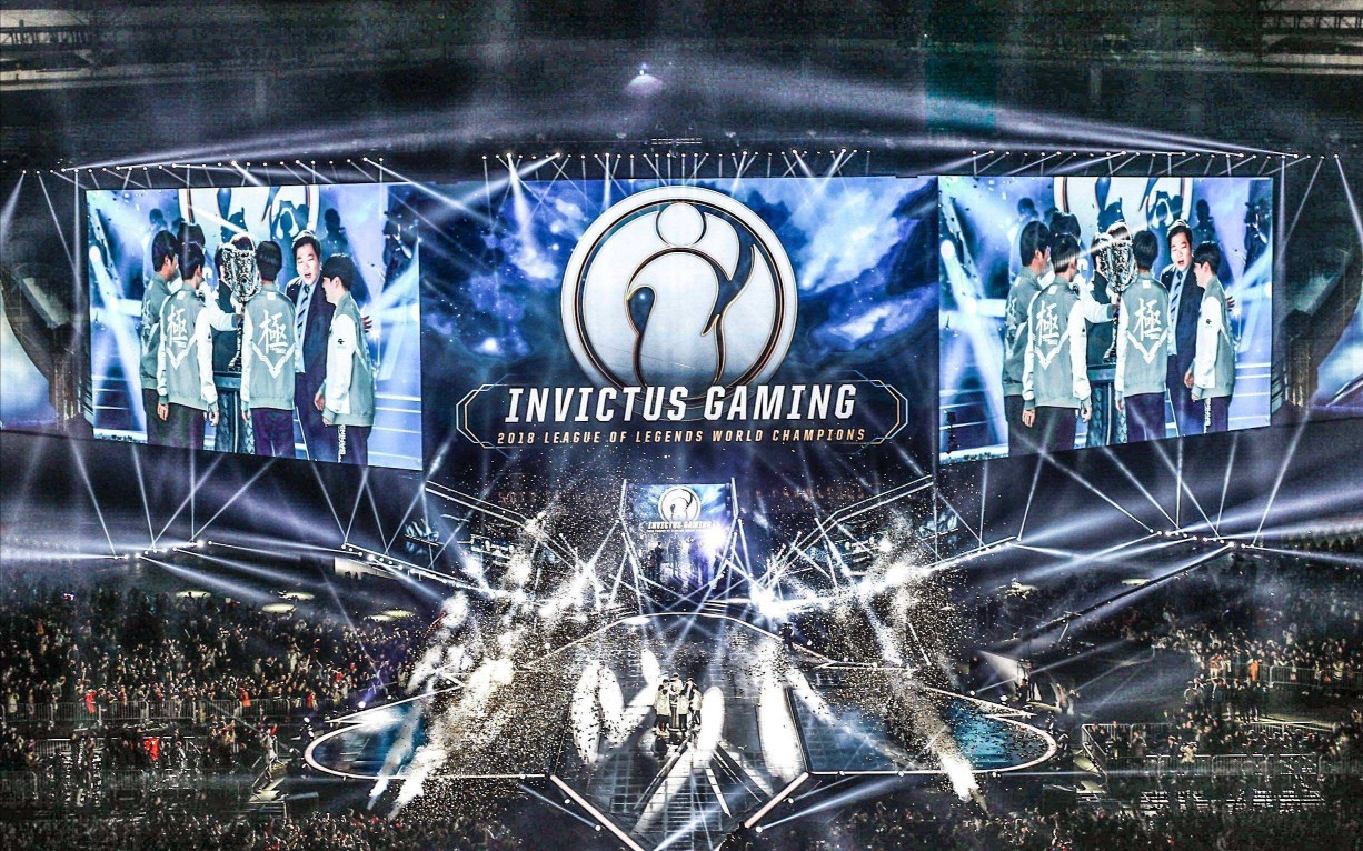 九游体育官网SKT带队取胜！，Uzi重要时刻夺冠全场沸腾不已的简单介绍