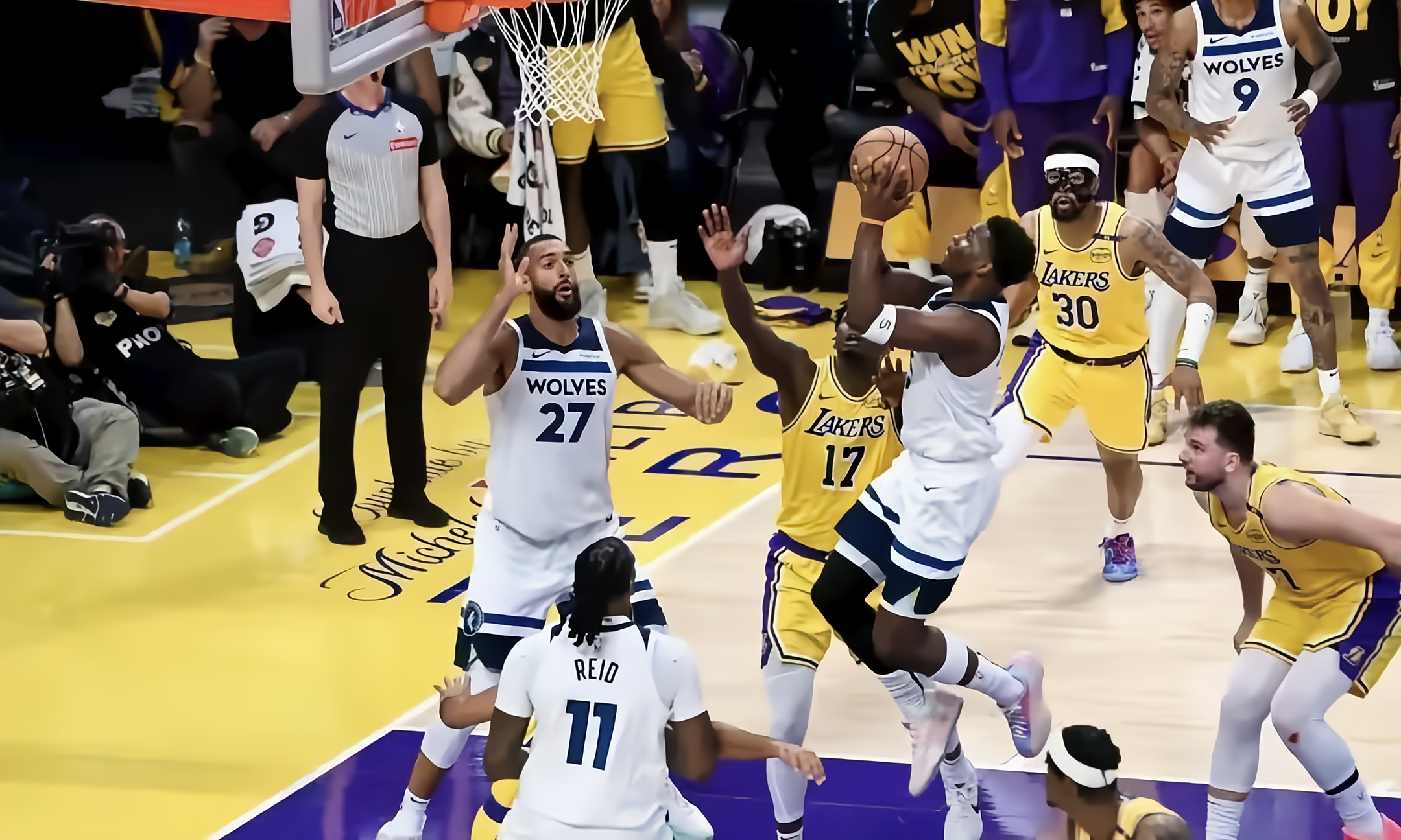 九游会登录入口冲刺阶段体能课后，波特兰开拓者再遭质疑备战NBA季后赛，气氛紧张，赛程密集仍需轮换的简单介绍